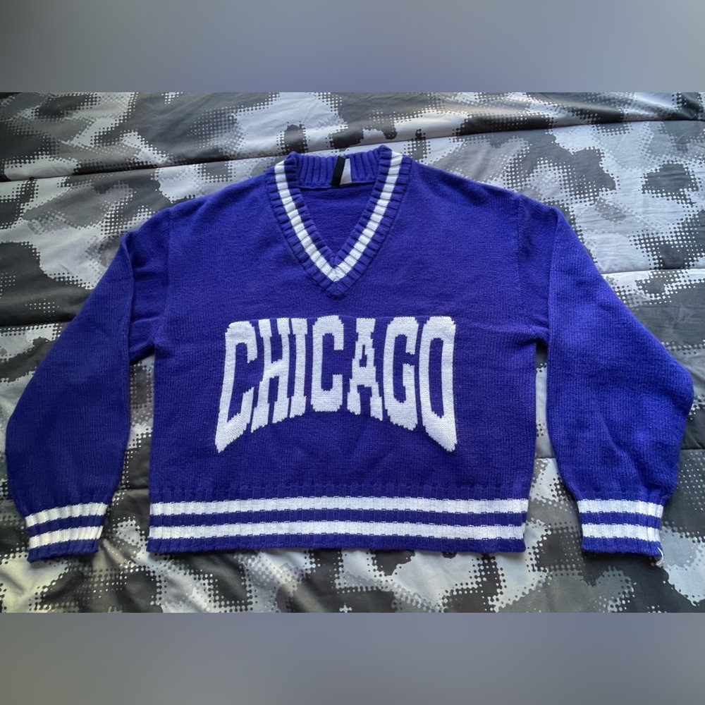 H&M Blue Chicago Kint Sweater